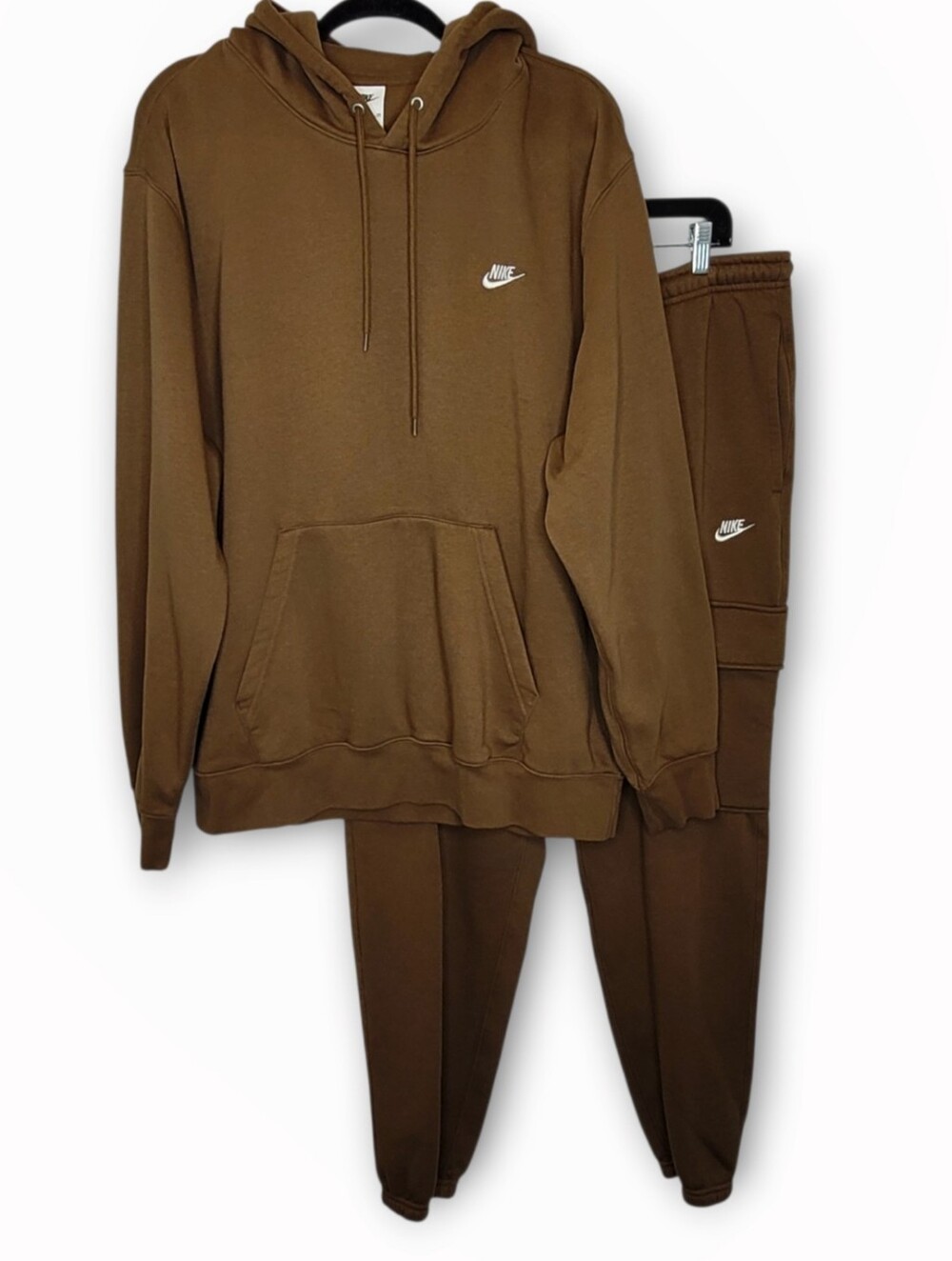 Nike Mens 2 Pc Club Fleece Hoodie Cargo Pants Set XL Brown